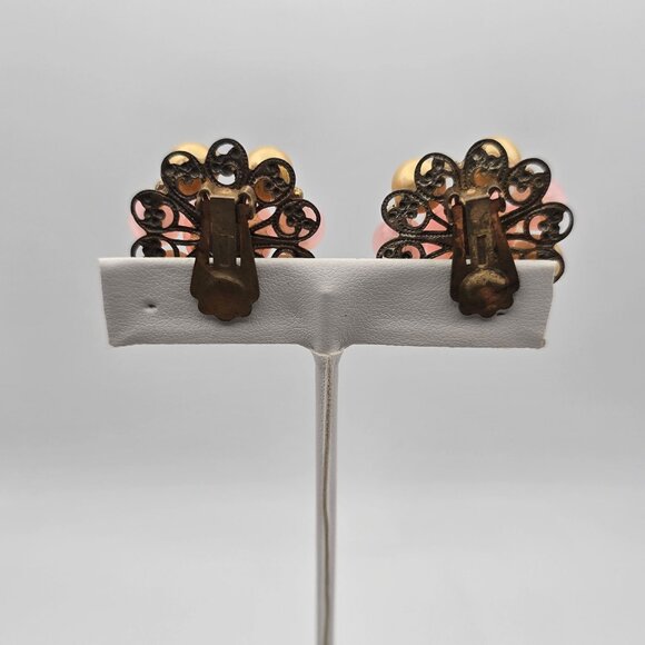 Vintage Pink & Gold Toned Cluster Floral Round Clip On Non Pierced Ear Earrings - Picture 6 of 9